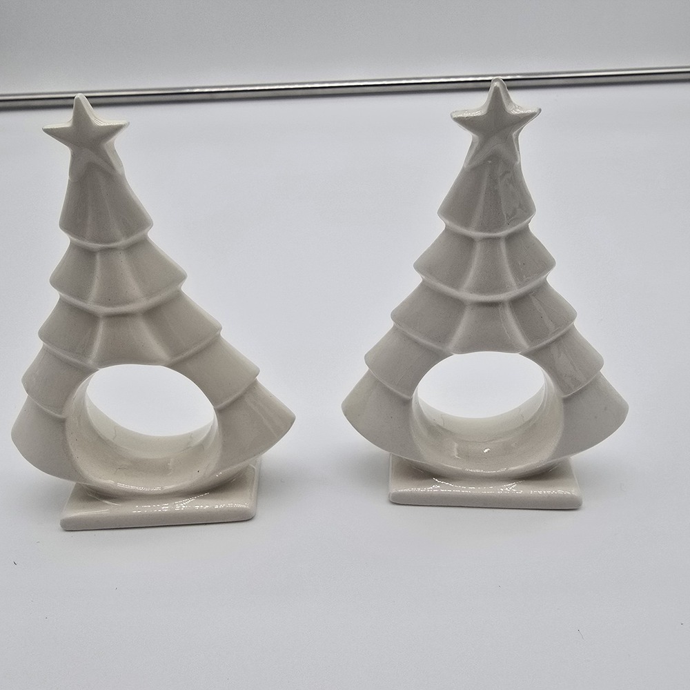 2 Ceramic Porcelain Off White Christmas Tree Napkin Rings‎ Vintage 4"x2.75"